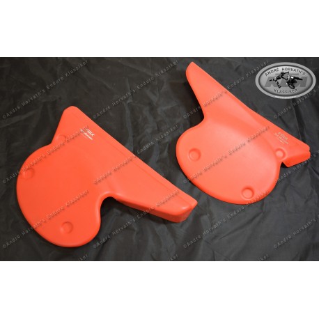 Seitendeckelsatz Falk Dirt Champion Rot KTM MC5/GS6 1976-1977 Original neu