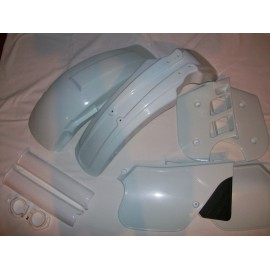 Plastic Kit KTM 125 EGS 1991-1992 includes all parts in the picture