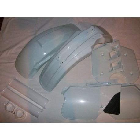 Plastic Kit KTM 125 EGS 1991-1992 includes all parts in the picture