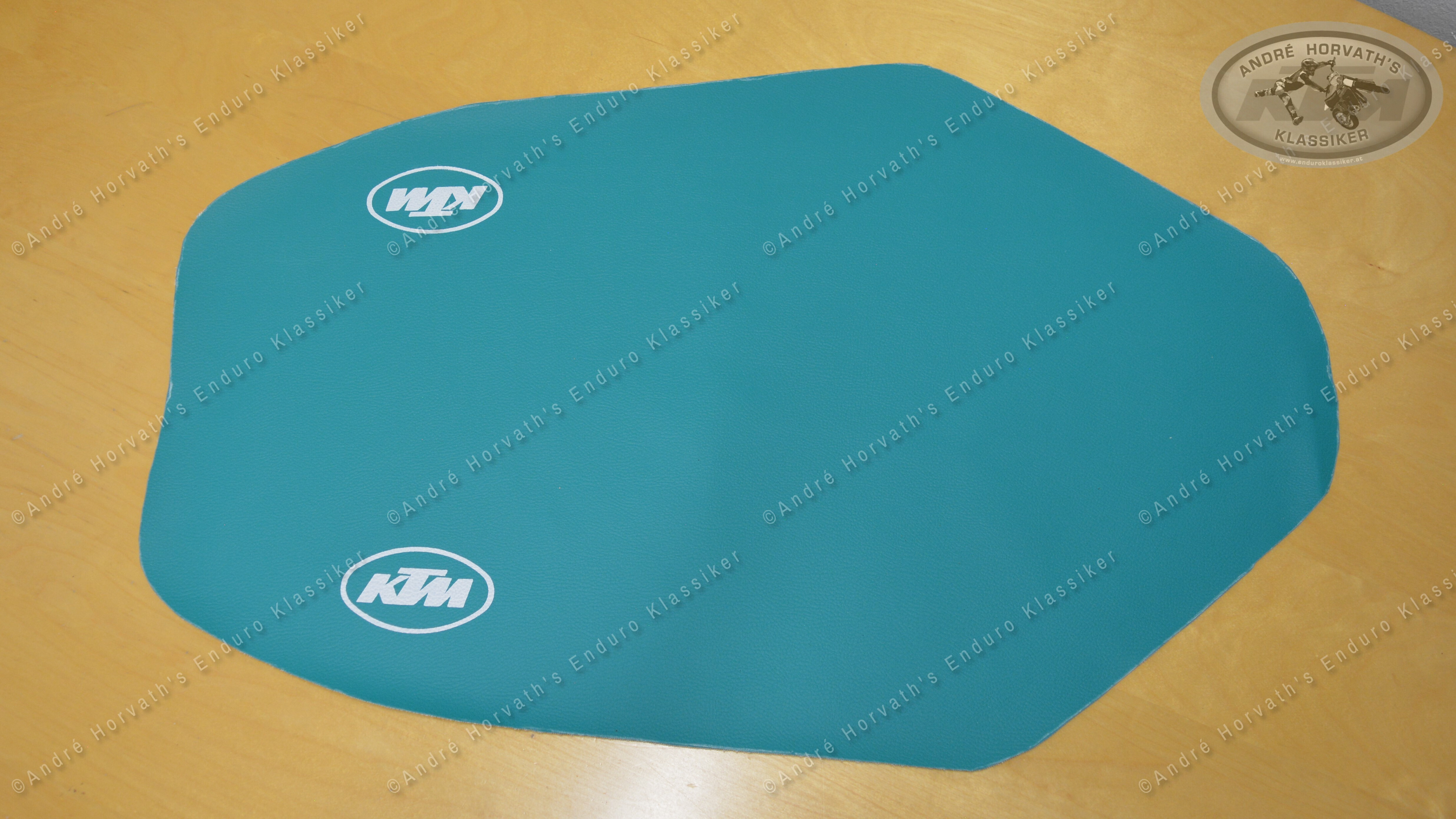 【激レア 】Mountain Research picnic seat NAVY 激レア 】 Mountain Research picnic seat NAVY（MOUNTAIN