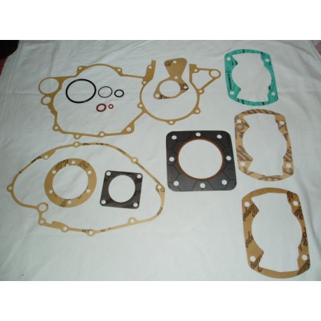 André Horvath's - enduroklassiker.at - Gaskets and Seals - gasket set