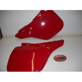 Side Panel Kit for Honda CR 125/500 1987-1988 and CR 250 1987 RED