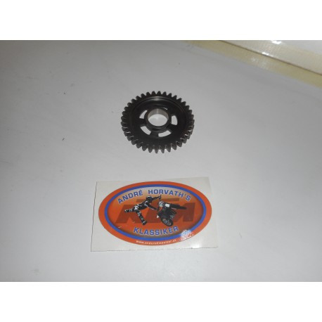 Countershaft Gear 4th 20 teeth