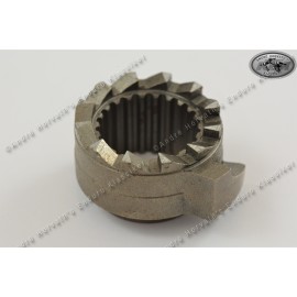 Kickstart Locking Gear 228202