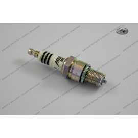 NGK Iridium Spark Plug BR9EIX